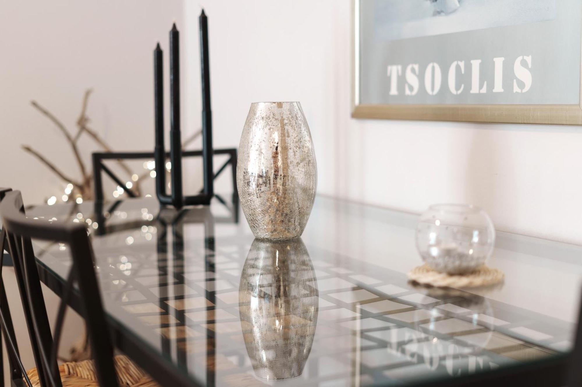 Spacious 82 M2 Two Bedroom Classy Apartment Near City Center Szaloniki Kültér fotó