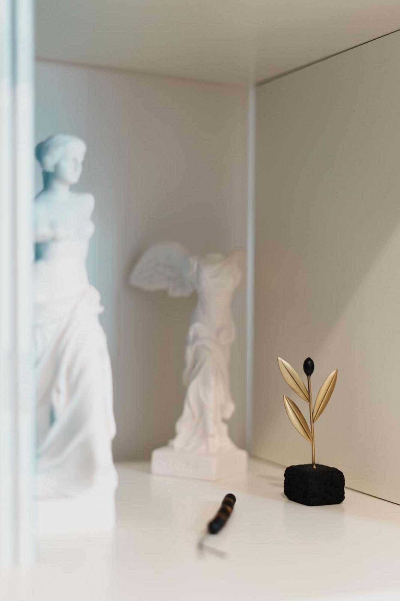 Spacious 82 M2 Two Bedroom Classy Apartment Near City Center Szaloniki Kültér fotó